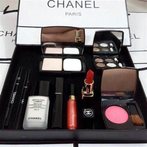 chanel makeup kit set